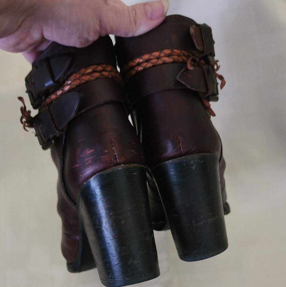 Freebird Dark Brown Heeled Boots - Picture 3 of 6